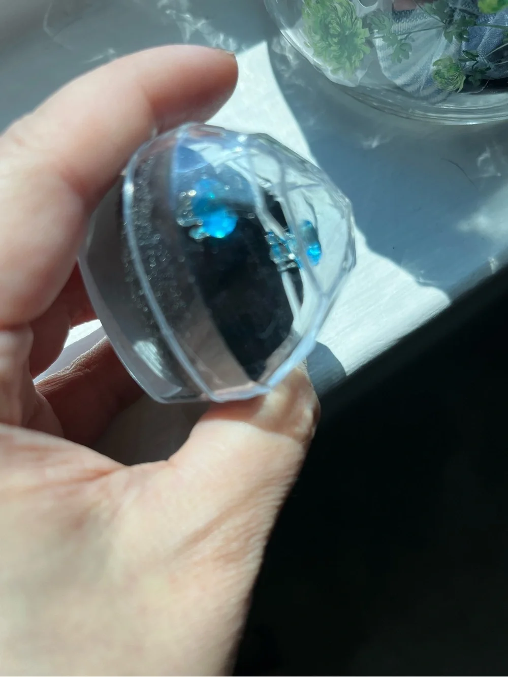 Gorgeous Blue Heart Earrings in Clear Case -brand new